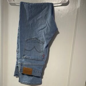 Levi Strauss & Co. 31x30 724 High Rise Straight Light Blue Denim Jeans